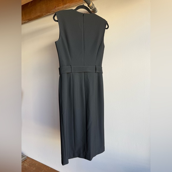 NWT Hugo Boss Women's "Dadorina" Black V-Neck Belted Sleeveless Pencil Dress 8 - Picture 2 of 5